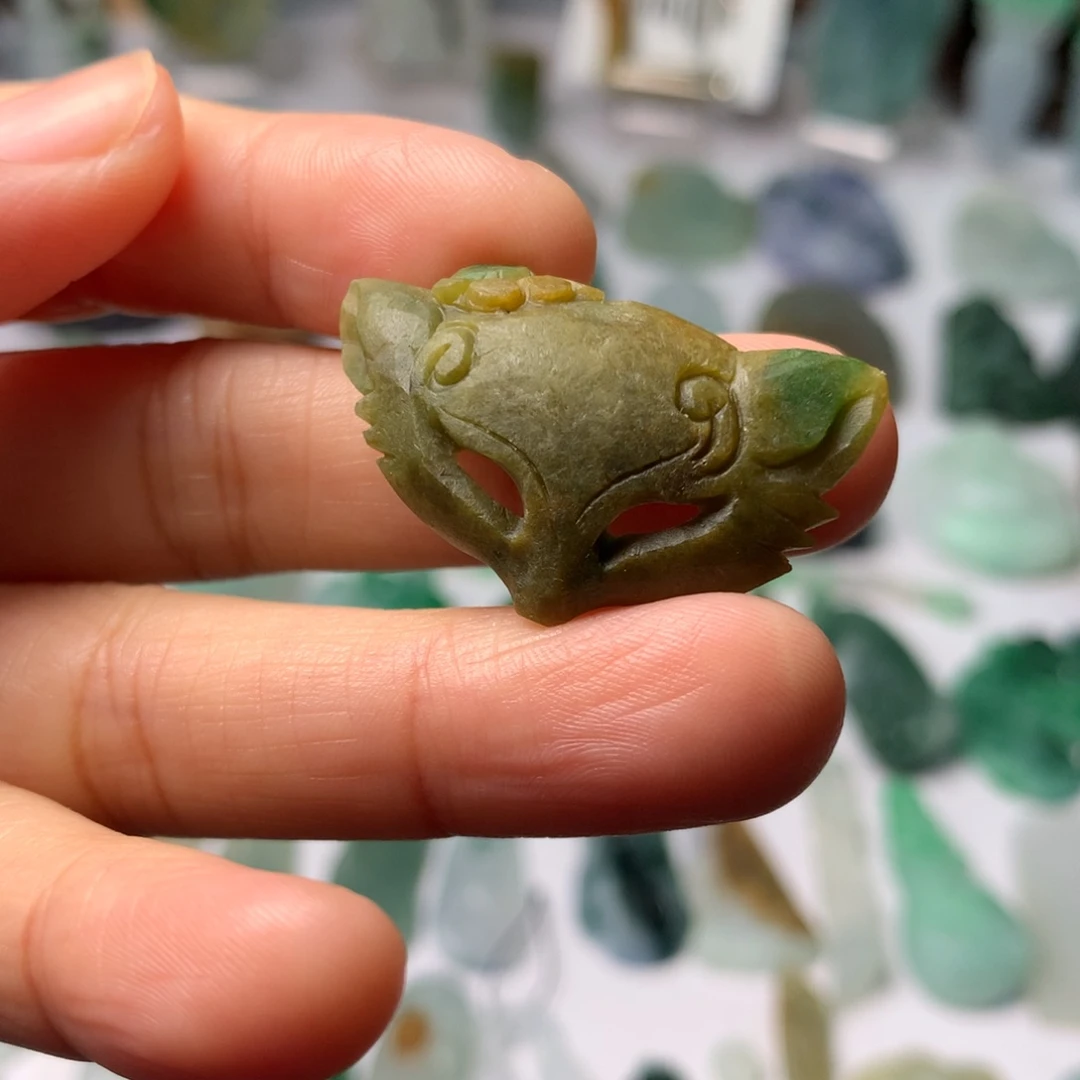 定制翡翠未镶嵌翡翠