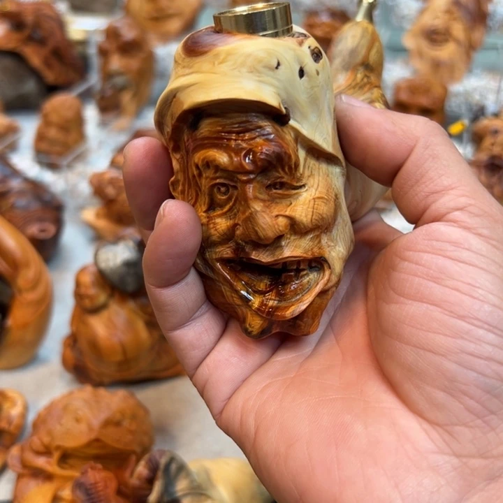 木旭*木雕手工制作手把件