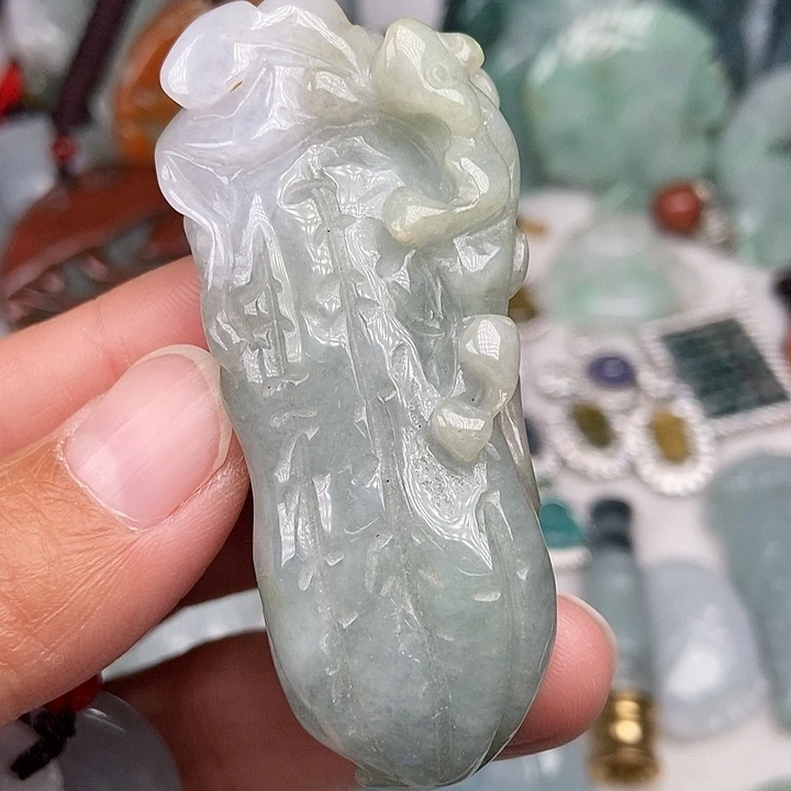 颈饰未镶嵌翡翠翡翠