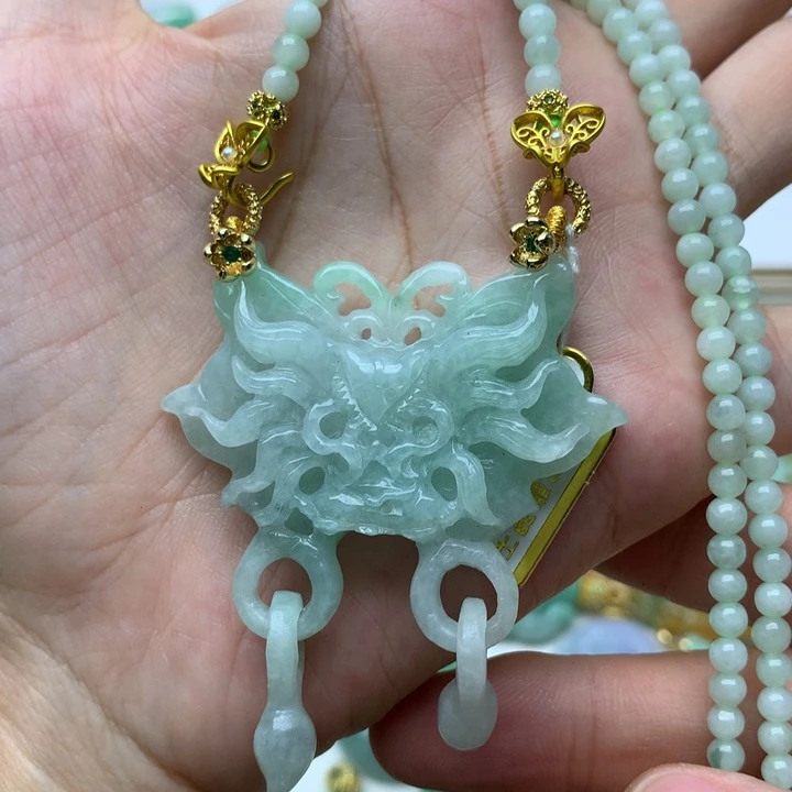 颈饰未镶嵌翡翠翡翠