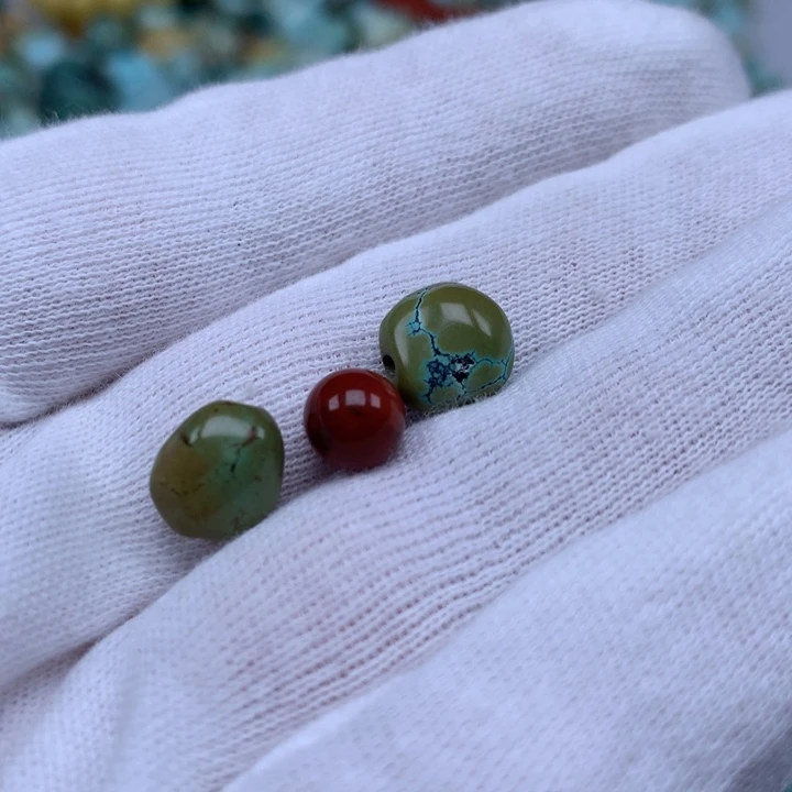 南红玛瑙未镶嵌珠宝奇石