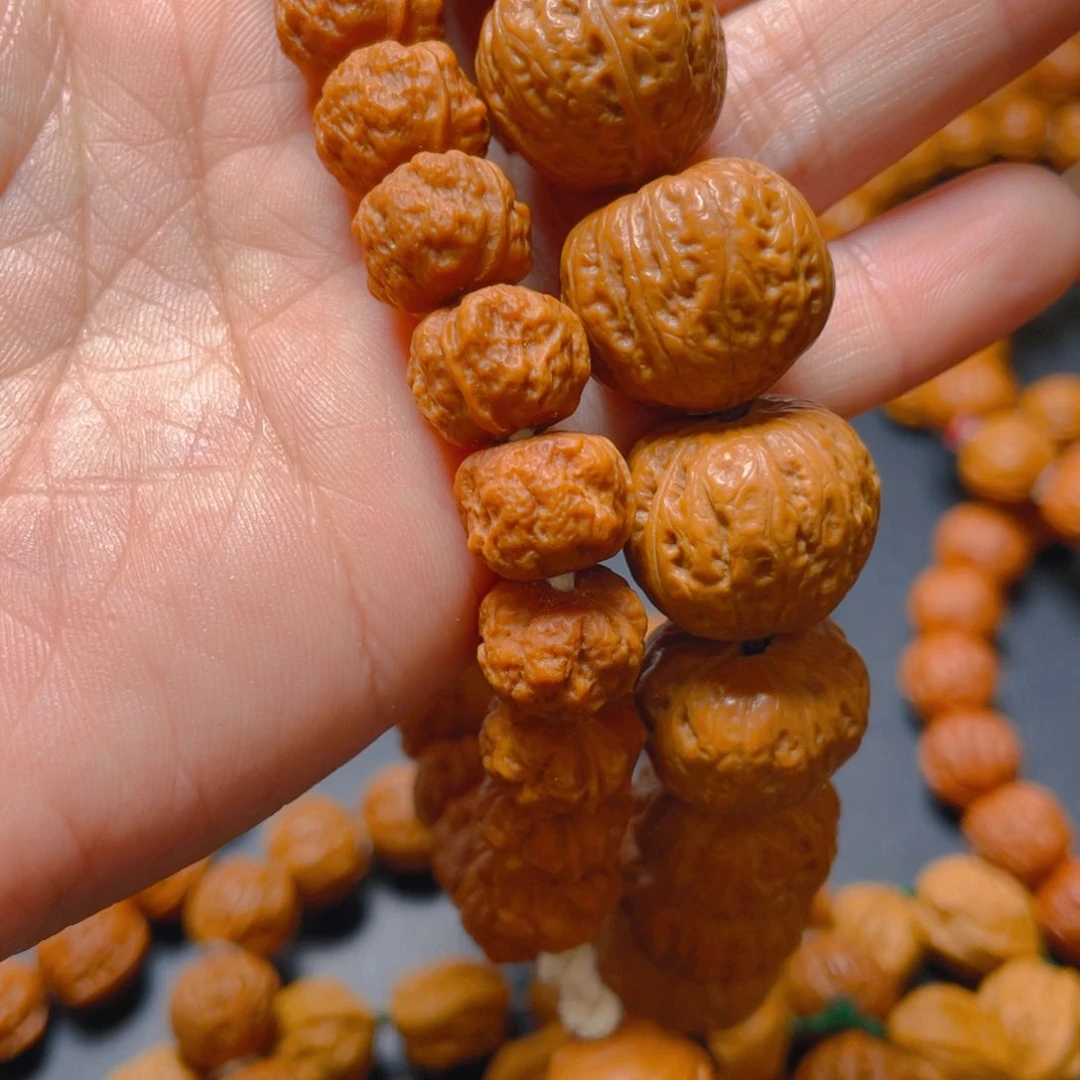 文玩核桃吊坠可****理野生文玩手串