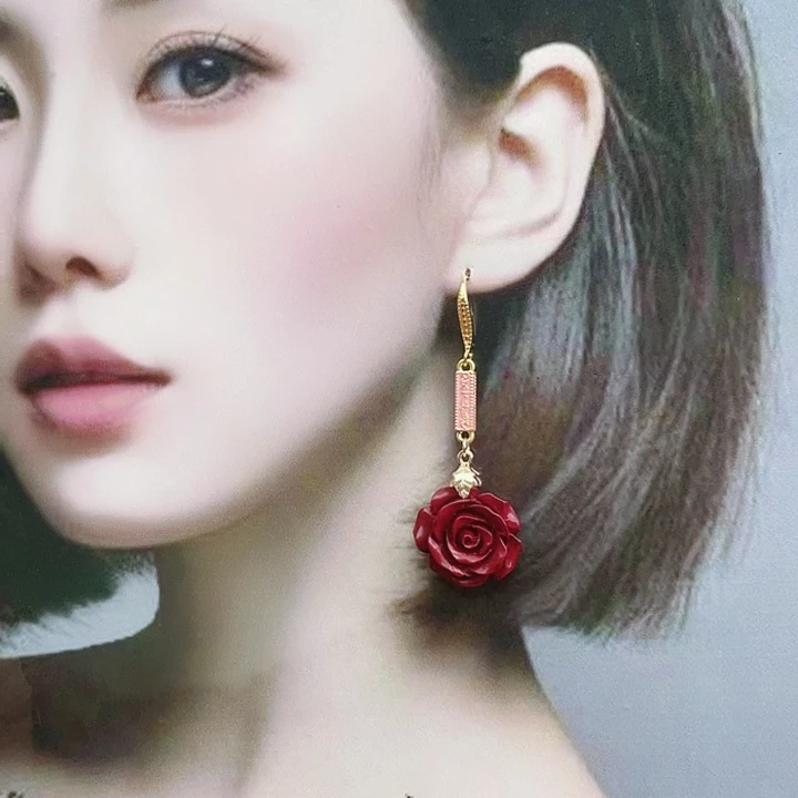 石英质玉耳钉合金