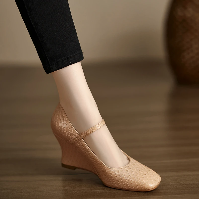 轻奢百搭鞋子8cm~气质高跟鞋舒适坡跟不累脚方头浅口玛丽珍单鞋