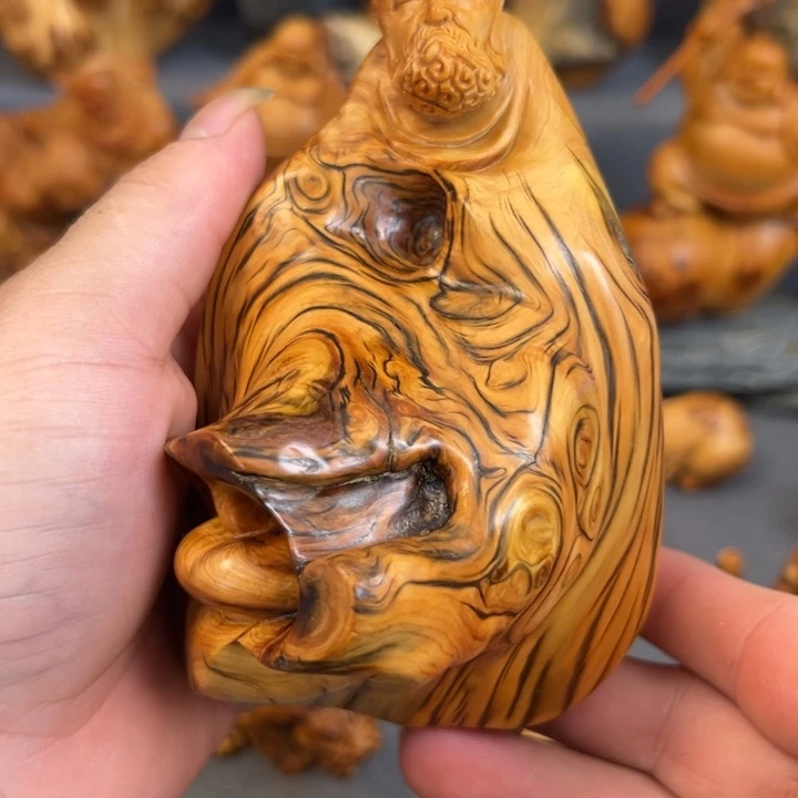 柏木（崖柏）点点，关注