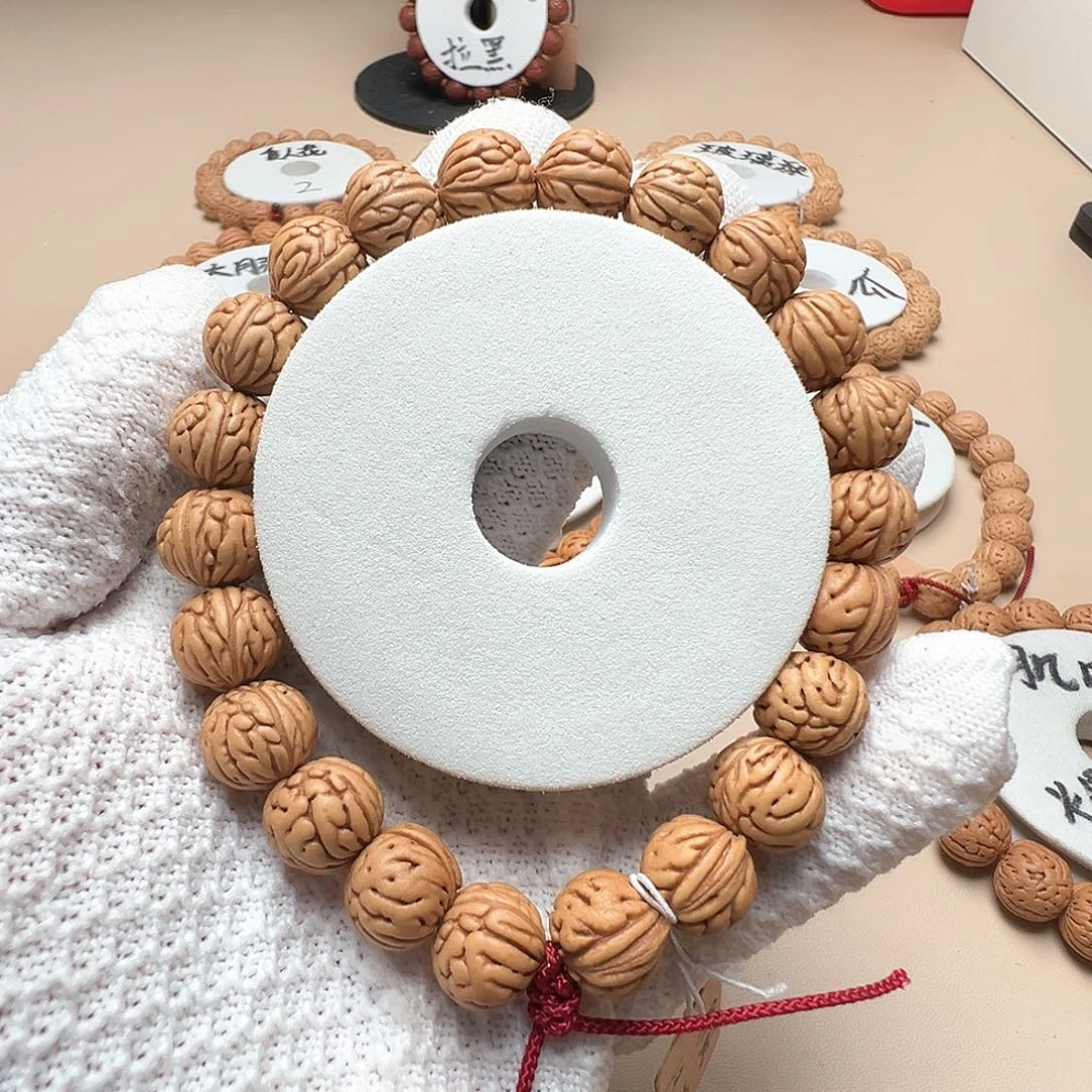 一***界手串桃核1.3大肠纹