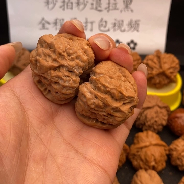 迪*文玩把件小蛤蟆头