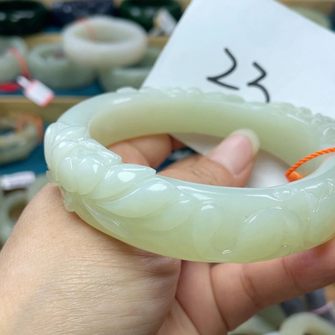 未镶嵌手镯和田玉圈口66