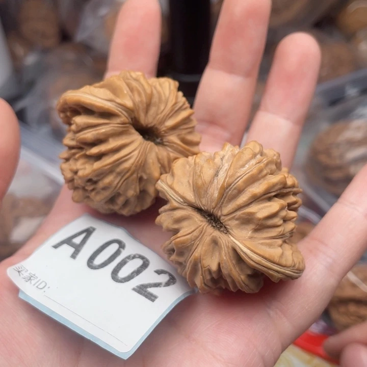 文玩核桃吊坠核桃