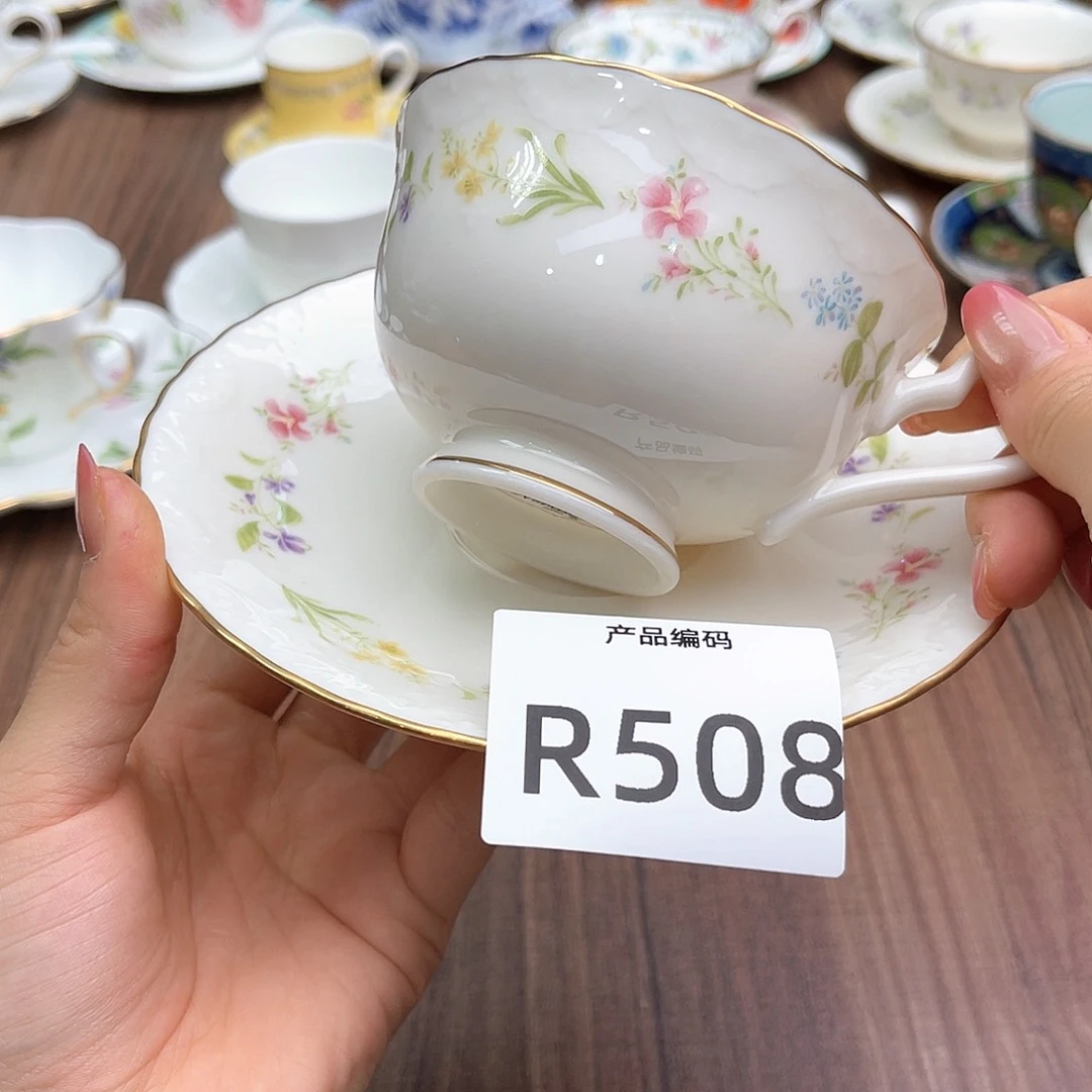 瓷片o o o o o o o o