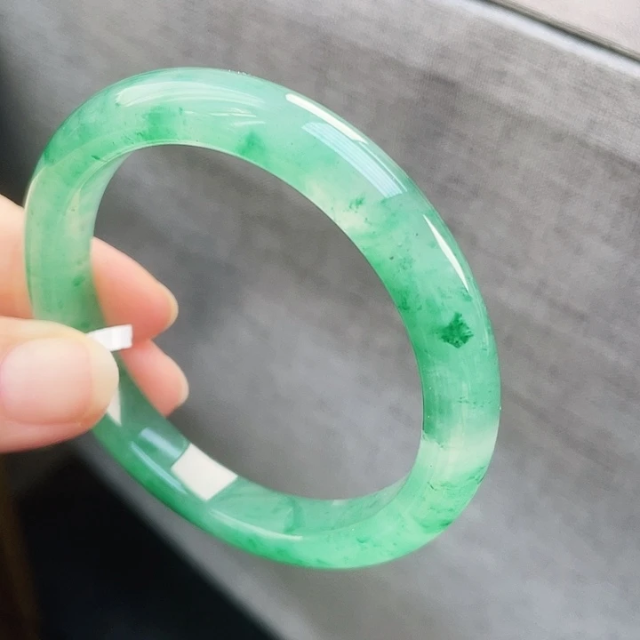 石英质玉未镶嵌手镯55 －56