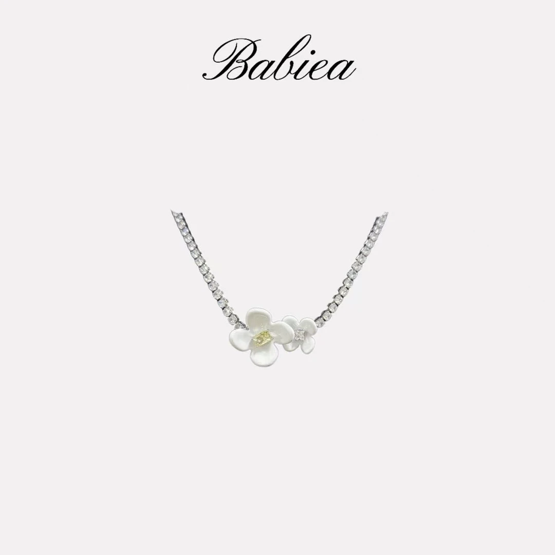 铜合金项链  铜合金法式气质小苍兰花锁骨链XL-006