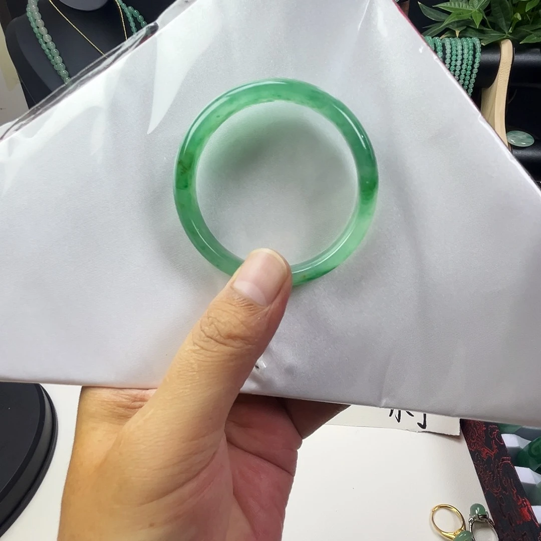 石英质玉手镯未镶嵌51.5