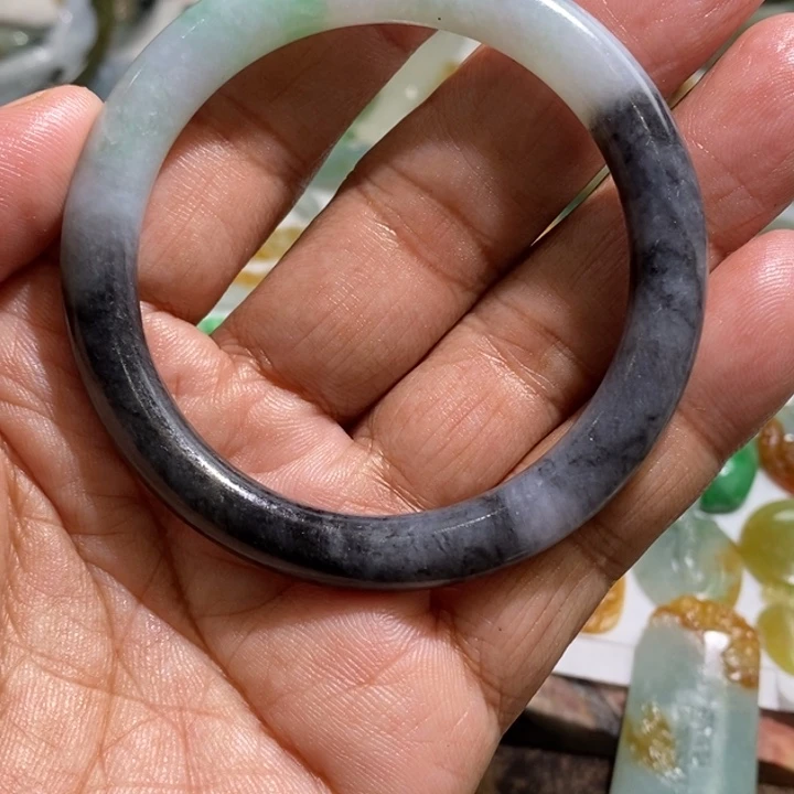 未镶嵌定制翡翠56毛货