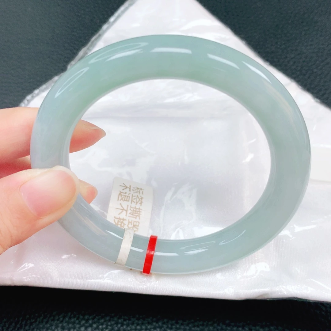 翡翠未镶嵌手镯58圈