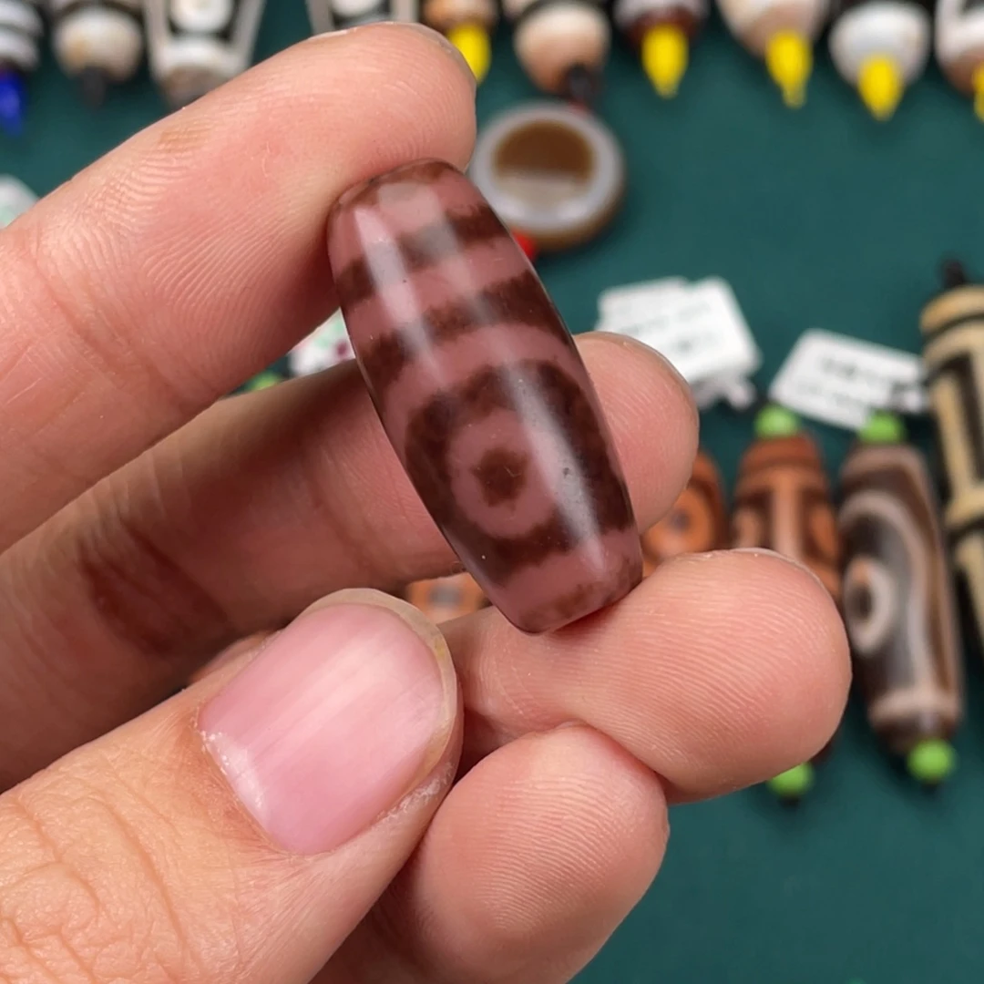 玛瑙/玉髓裸珠如意二