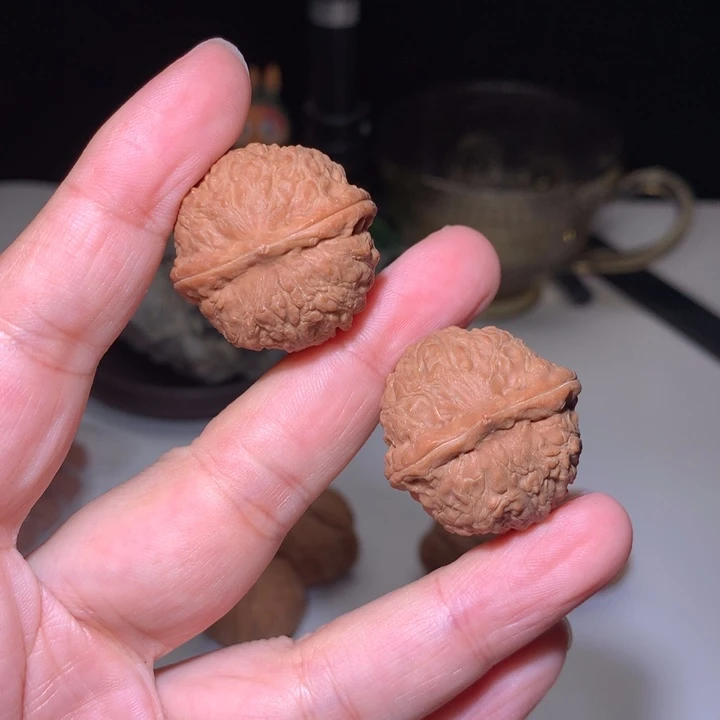 文玩核桃把件手捻