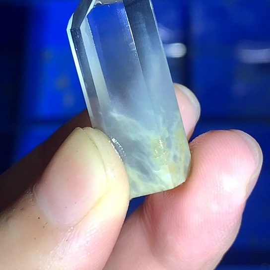未镶嵌珠宝半成品水晶一****e