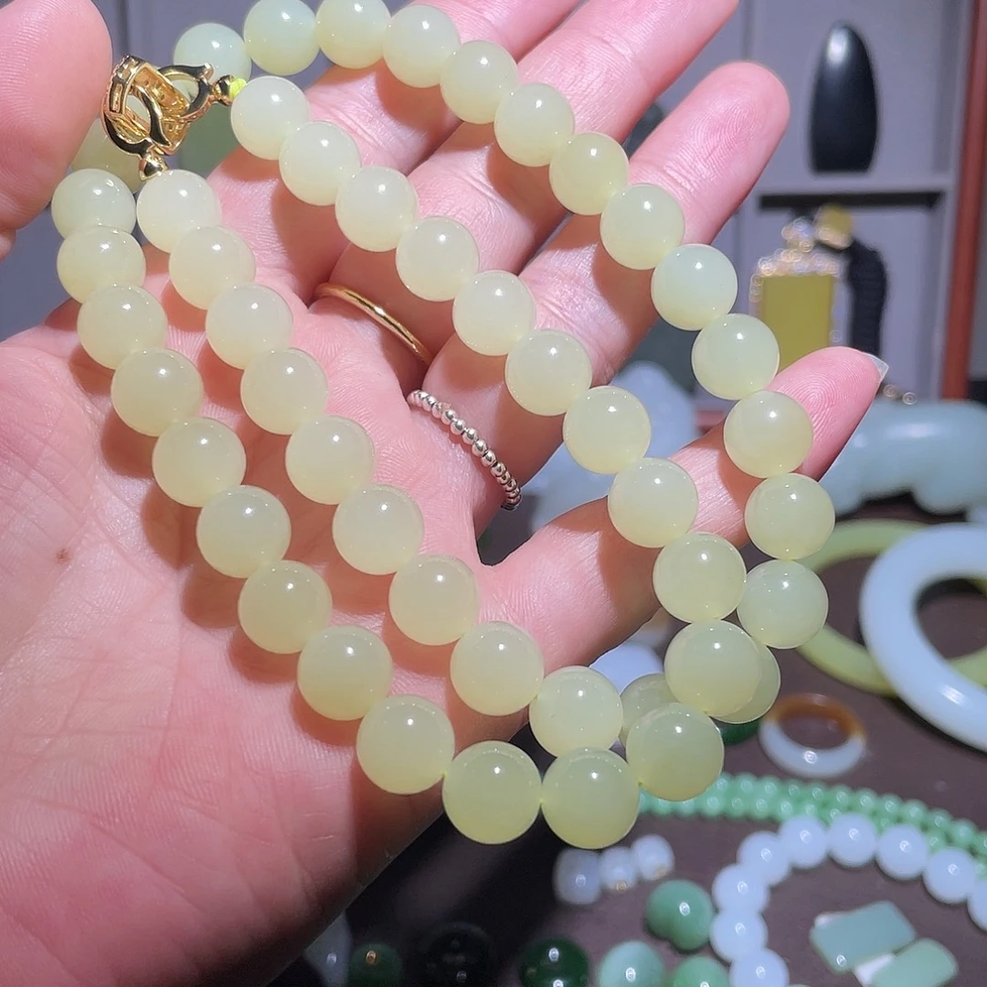 和田玉（黄玉）未镶嵌颈饰