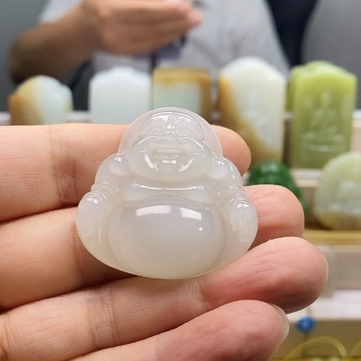颈饰未镶嵌和田玉