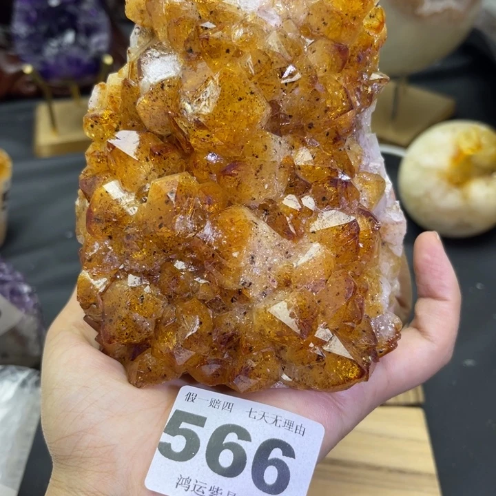 紫晶未镶嵌大型摆件（非配饰）