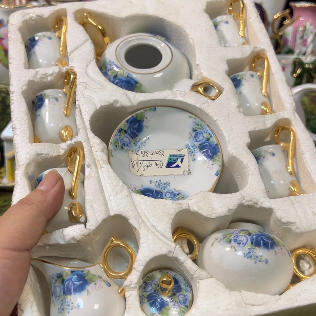 摆件鹿与海陶瓷家居用品有限公司