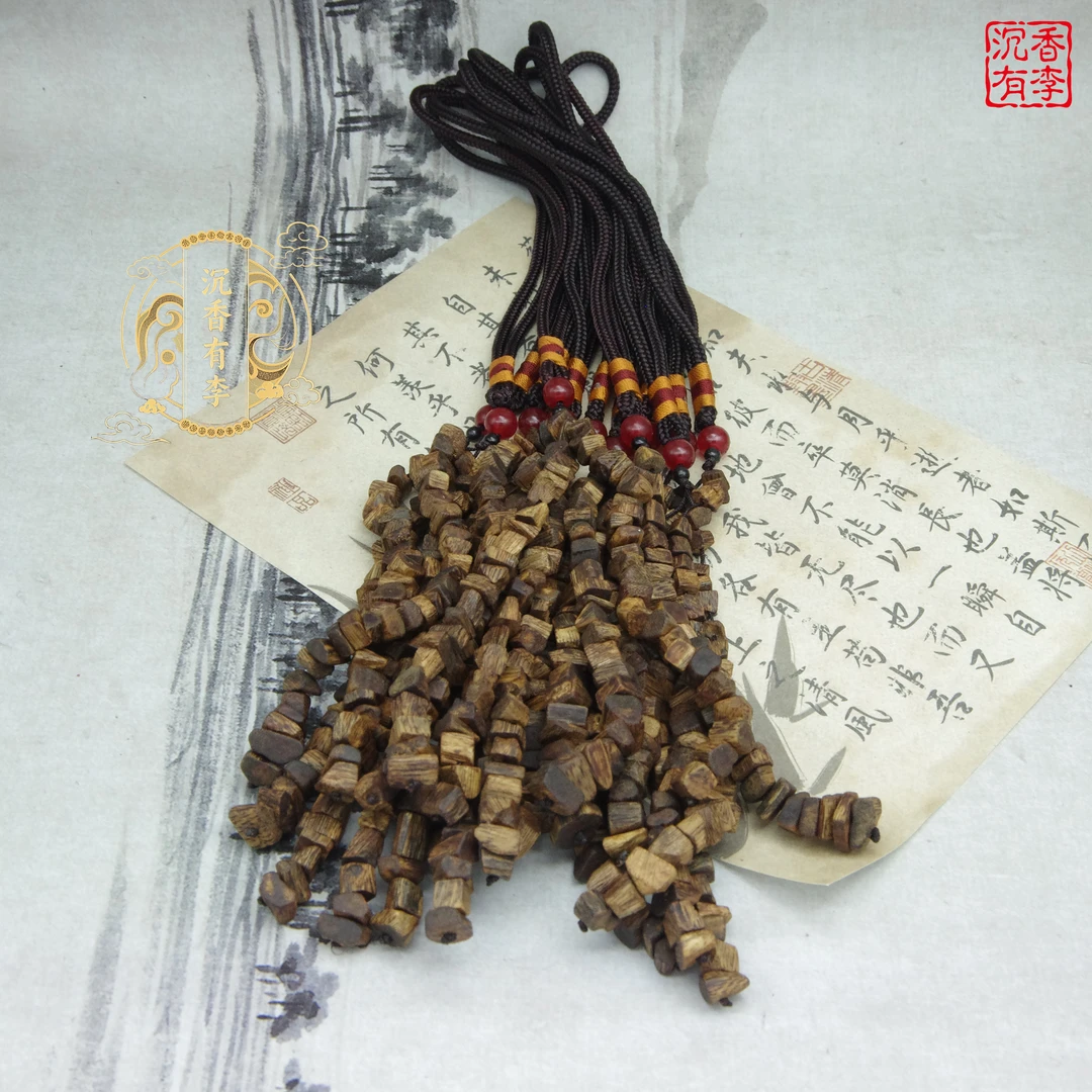 沉香老李臻选（GT59）海南莺歌绿棋楠 吊坠 车挂 多样性发其一