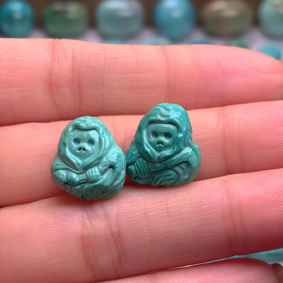 绿松石未镶嵌珠宝奇石