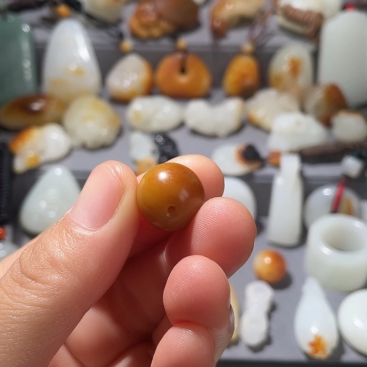 飞***哥未镶嵌手链和田玉