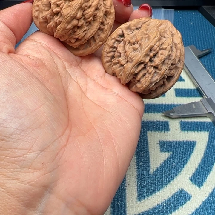 桃核吊坠文玩虎头王45