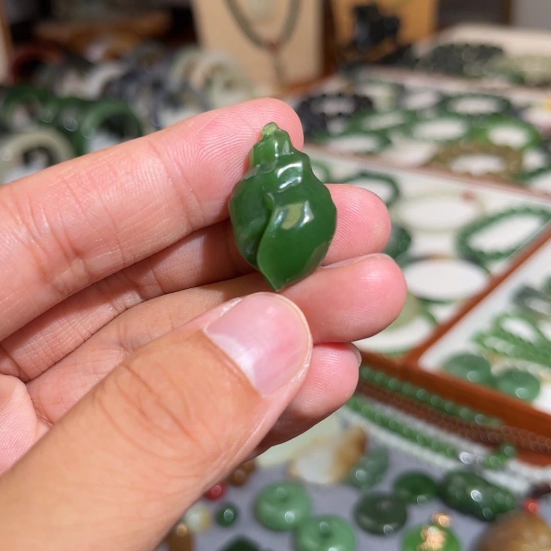 和田玉（碧玉）未镶嵌吊坠(不含链)
