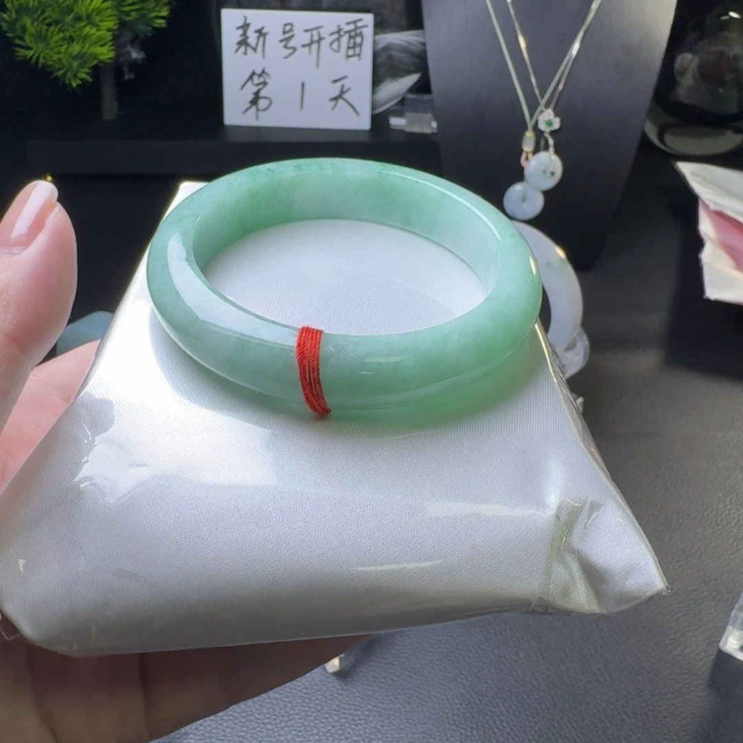 翡翠未镶嵌手链天然缅甸A货翡翠