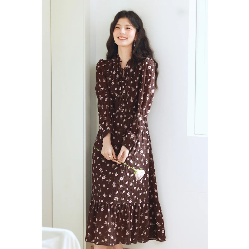 诗凡黎花边领碎花连衣裙新款法式浪漫收腰显瘦中长裙女7G1190601