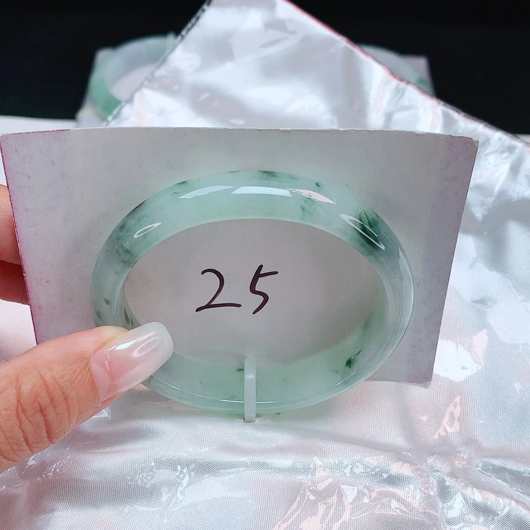 翡翠未镶嵌手镯 贵妃54+