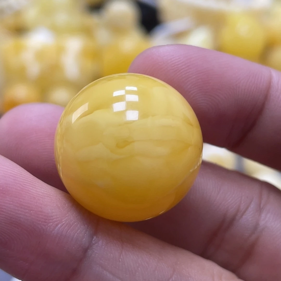 蜜蜡未镶嵌裸石22.3mm瑕疵