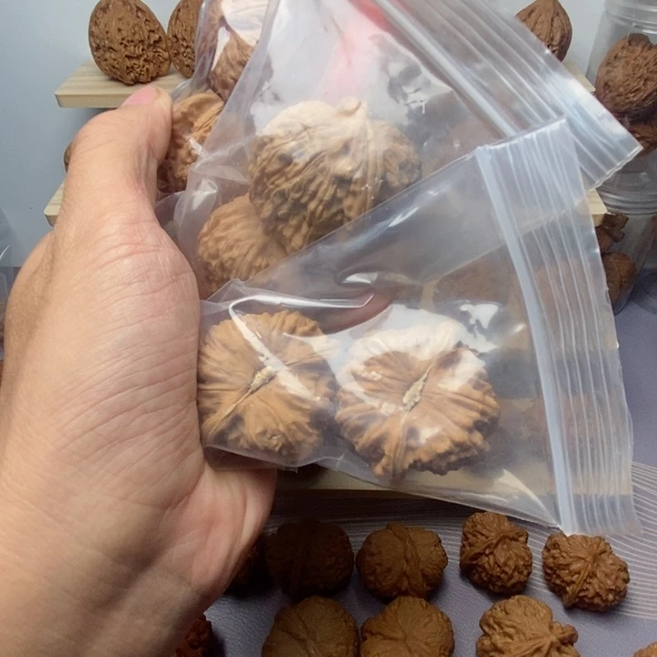 把件核桃3对40左右白狮子打包