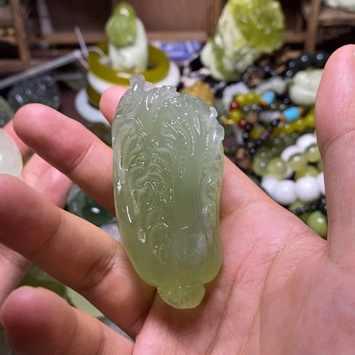 金***煌岫玉未镶嵌岫玉把件
