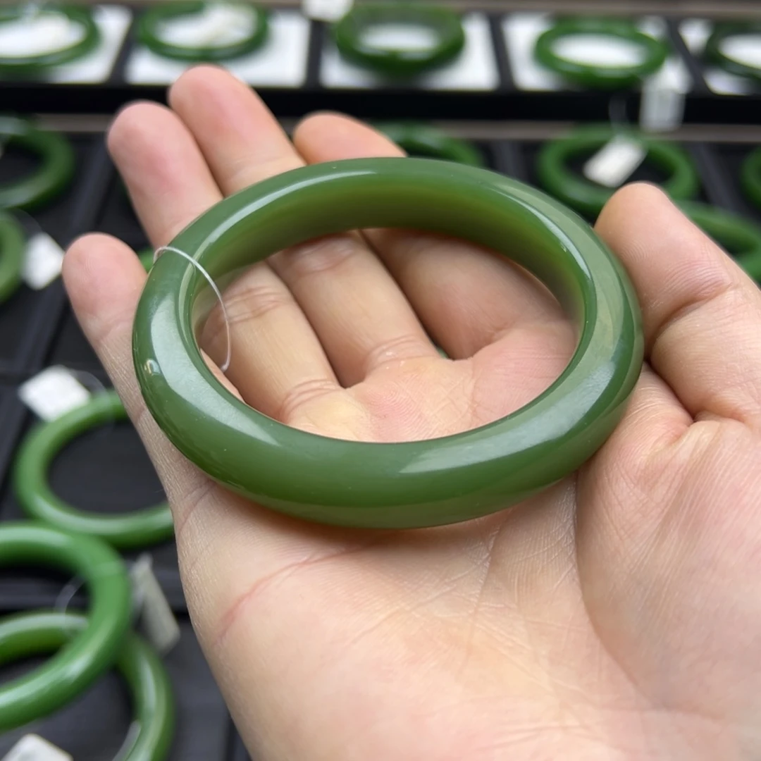 和田玉（碧玉）未镶嵌手镯57.58