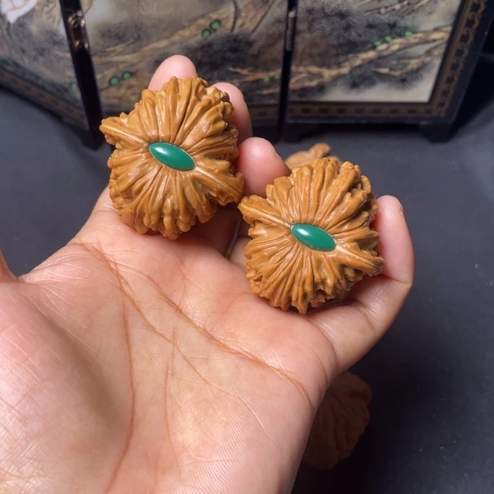 文玩核桃把件40四座楼