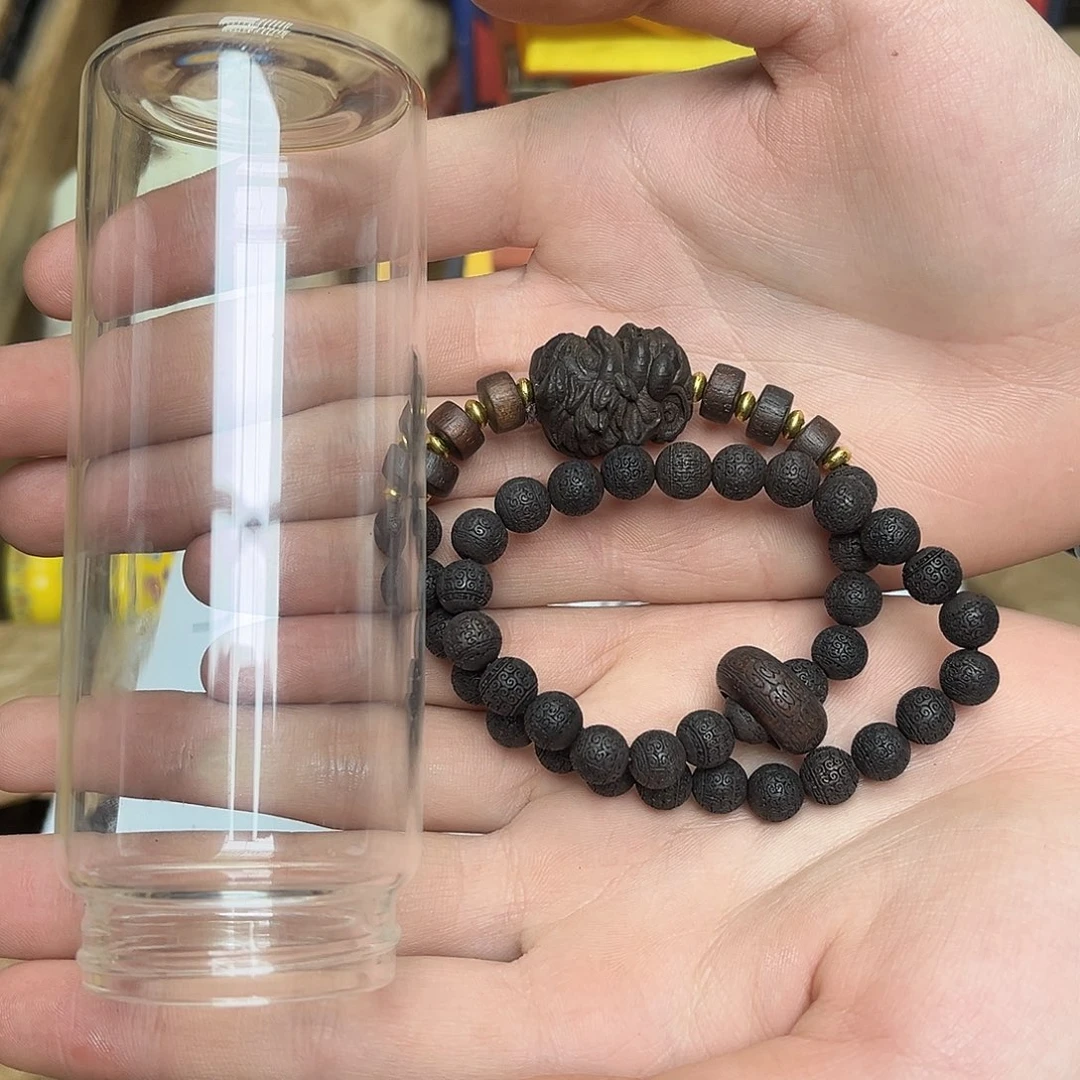 大叶紫檀（黑酸枝木类）