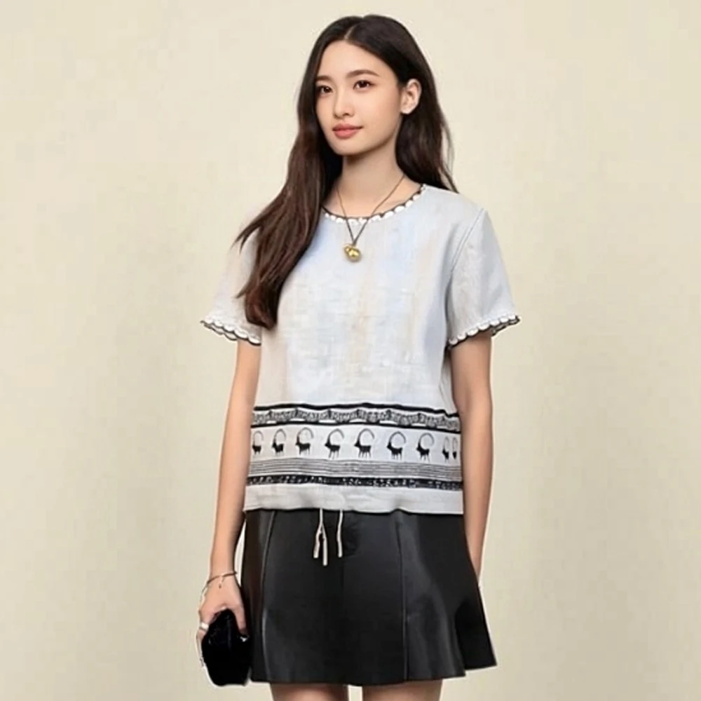 宽松百搭显瘦上衣夏季薄款胖MM大码女装老钱风图腾印花短袖T恤女