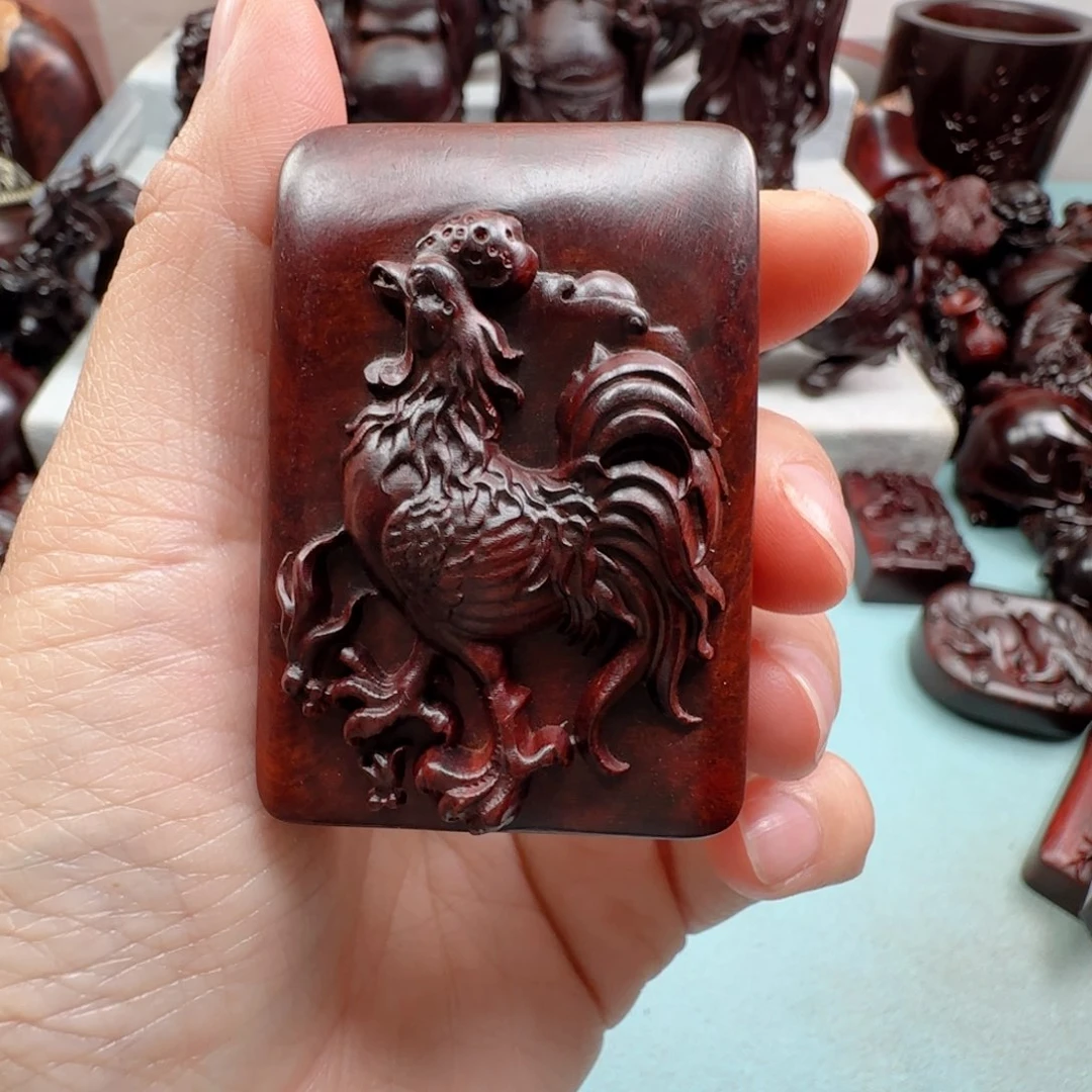 小叶紫檀把件用****9鸡牌