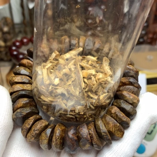 沉香沉香碎屑海南沉香