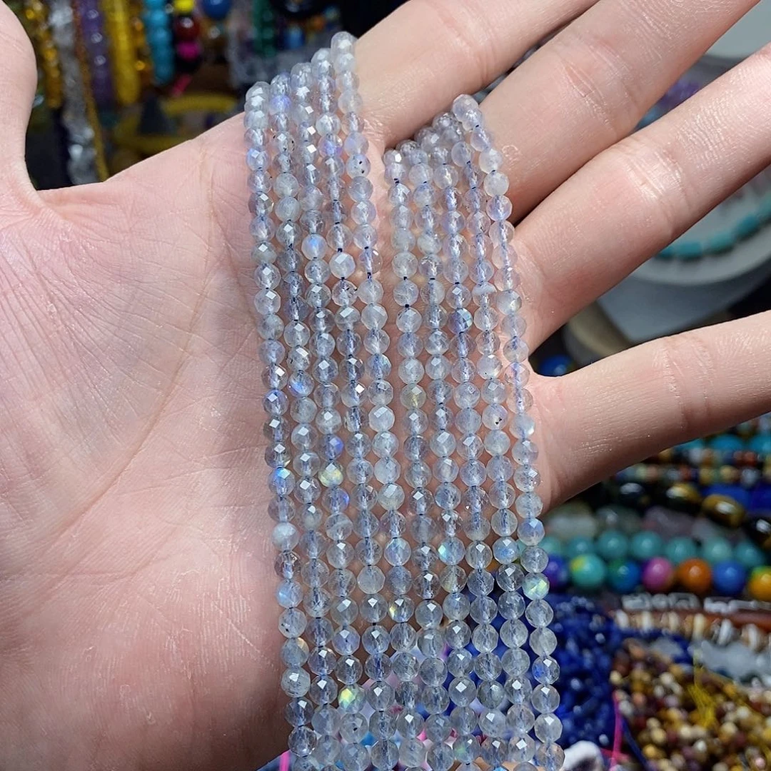 石英质玉未镶嵌，灰月光切面4mm，