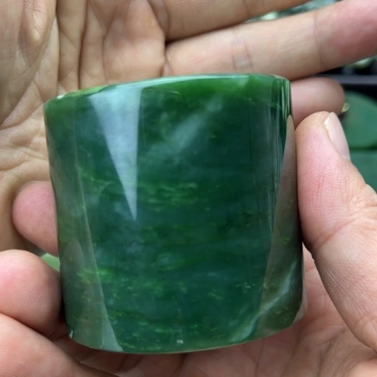 和田玉未镶嵌珠宝半成品