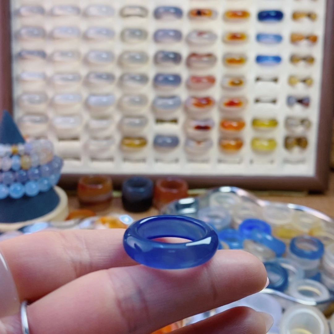 玛瑙/玉髓戒指未镶嵌予***行