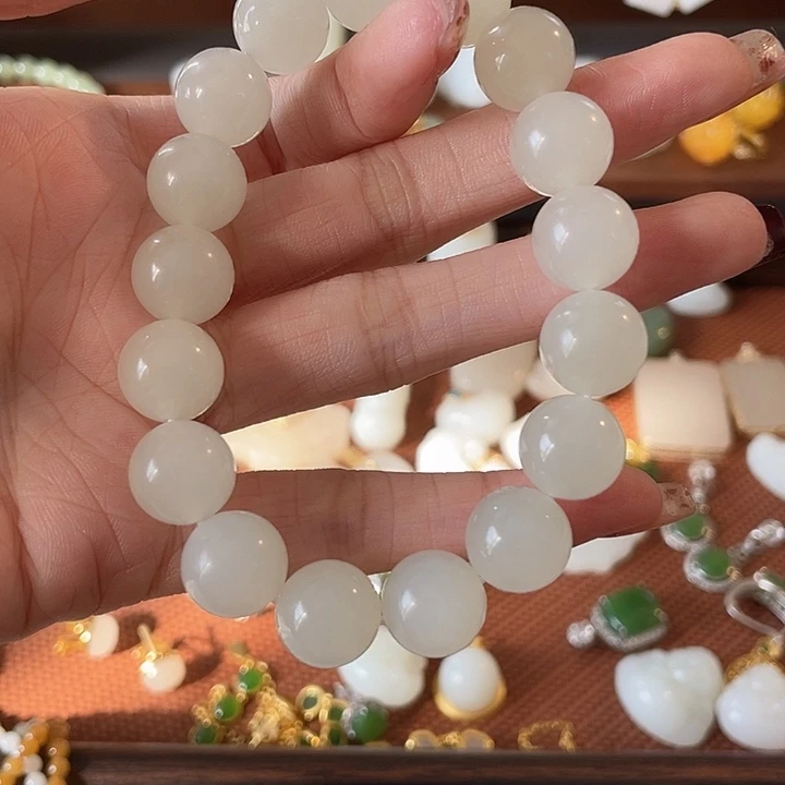 和田玉未镶嵌项链