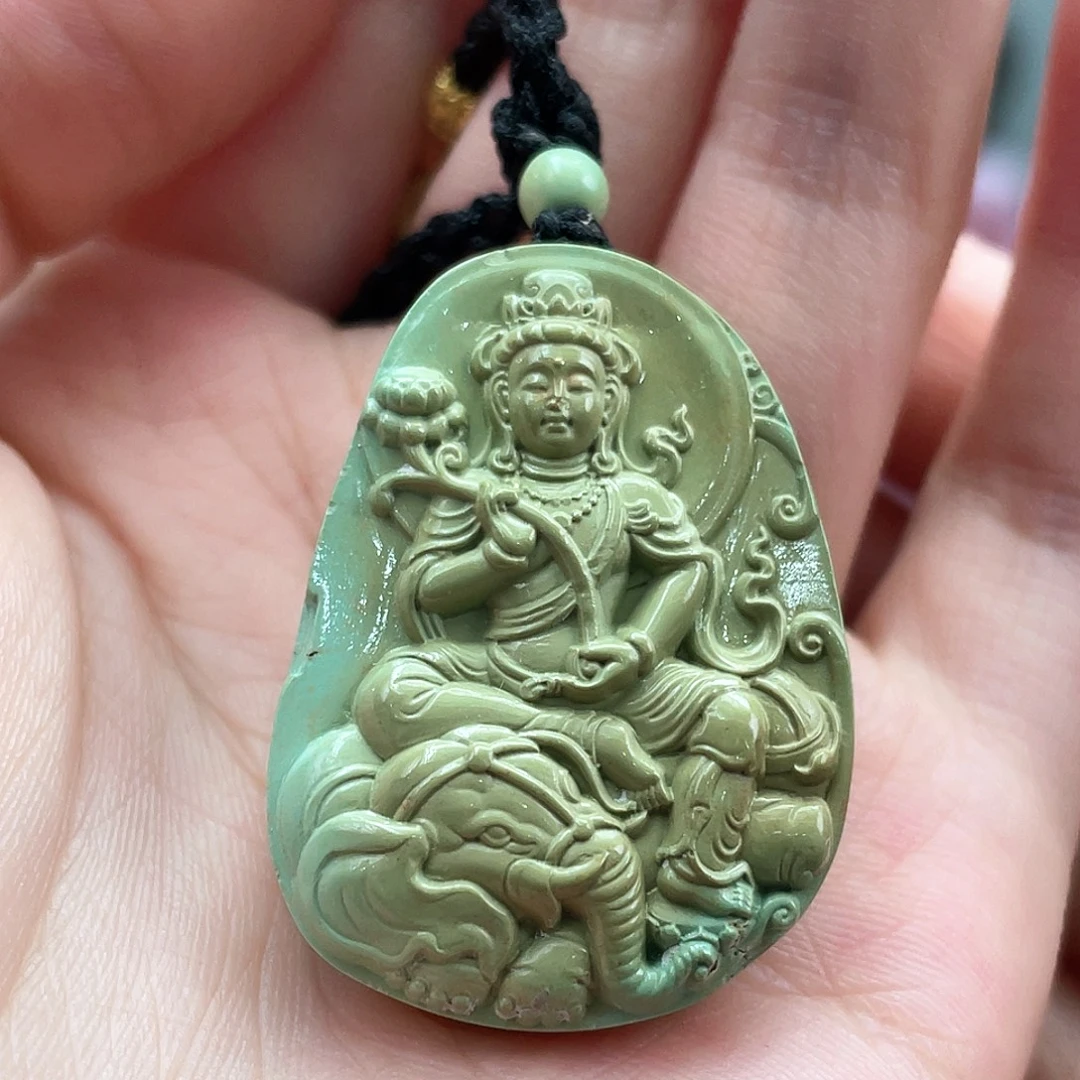 绿松石未镶嵌颈饰