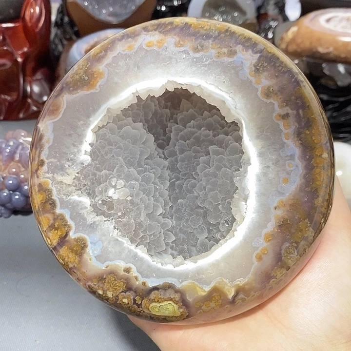 未镶嵌水晶大型摆件（非配饰）