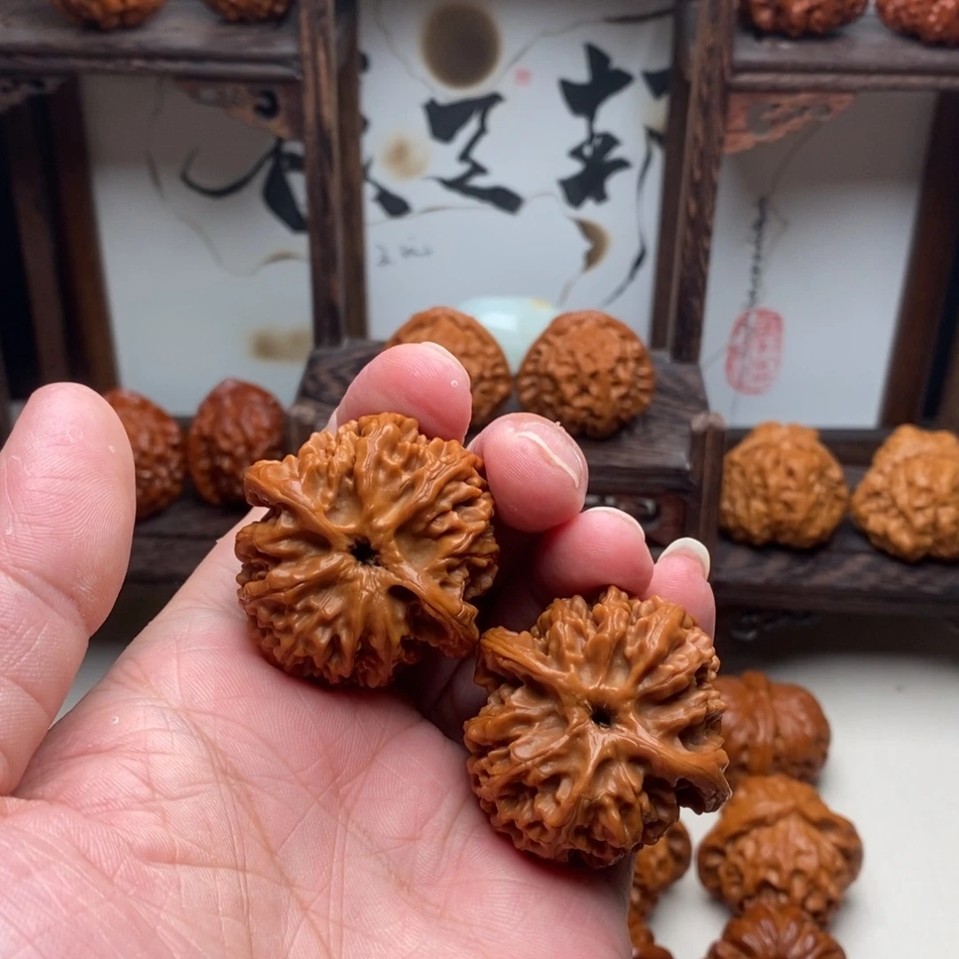 别***、文玩核桃吊坠40苹果园